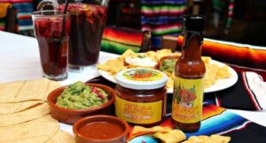 salsa dips_chips & guacamole